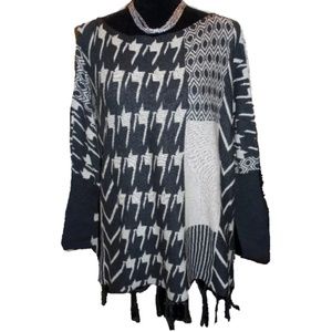 SISTERS Black Ivory Houndstooth Long Sleeve Swea